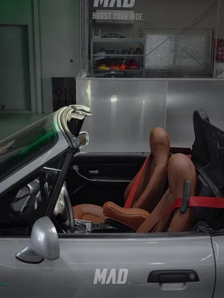 영타이머 Z3의 화려한 변신 [BMW Z3 로드스터 컬러안전벨트 시공 _ 서울.경기 수도권 커스텀매드] / 부산 기장경기 광주시 문형동