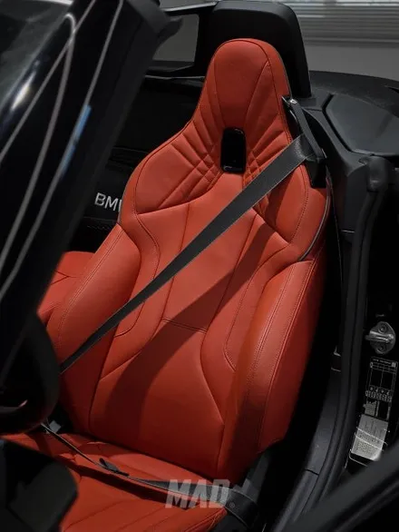 [서울.용인 | 자동차 실내 커스텀 전문점] BMW Z4 M퍼포먼스 컬러 안전벨트 교체 튜닝! BMW 실내 완성도 높이기 / 부산 기장경기 광주시 문형동