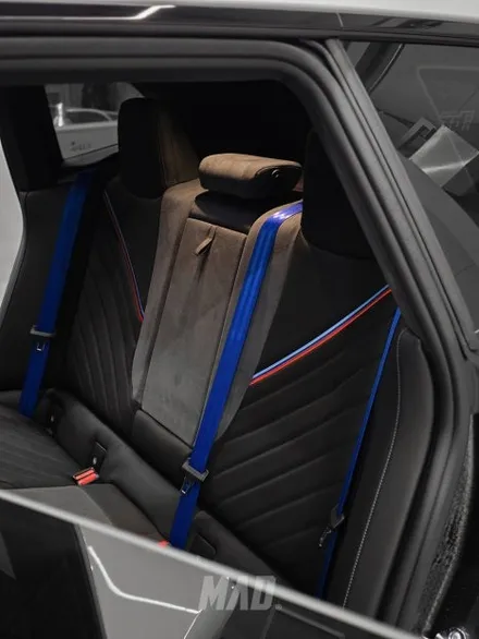 BMW iX 안전벨트 색상 교체 가격 비용 대비 실속있는 튜닝 / 부산 기장경기 광주시 문형동