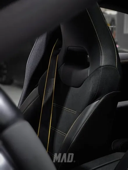 벤츠 우정템? 친구따라 매드간다~ [벤츠 CLA45s AMG & C220d 컬러 안전벨트 시공 _ 서울·경기 컬러안전벨트 전문점] / 부산 기장경기 광주시 문형동