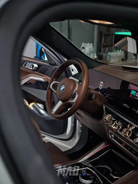 [서울.용인 | 자동차 실내 튜닝 전문점] BMW X6 실내 커스텀 도색 핸들, 대시보드 상하부, 도어트림, 센터콘솔 등 / 부산 기장경기 광주시 문형동