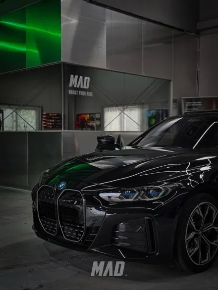 BMW에 가장 잘어울리는 안전벨트 컬러? [BMW i4 컬러 안전벨트 교체 _ 커스텀매드] / 부산 기장경기 광주시 문형동