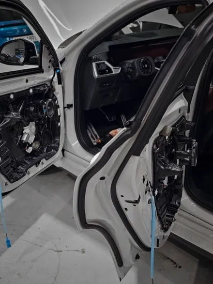 [서울.용인 | 자동차 실내 튜닝 전문점] BMW X6 실내 커스텀 도색 핸들, 대시보드 상하부, 도어트림, 센터콘솔 등 / 부산 기장경기 광주시 문형동