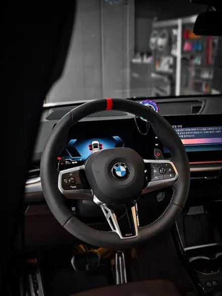 [분당.경기 광주 | 자동차 실내 커스텀 전문점] BMW X1 M35i M퍼포먼스 컬러 안전벨트 교체 튜닝! 출고 후 옵션 추가하기 / 부산 기장경기 광주시 문형동
