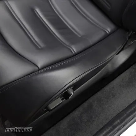 페라리 F430 실내복원기 [Ferrari F430 복원시공 _커스텀매드] #가죽복원 #시트복원 #끈적임복원 #핸들복원 / 부산 기장경기 광주시 문형동