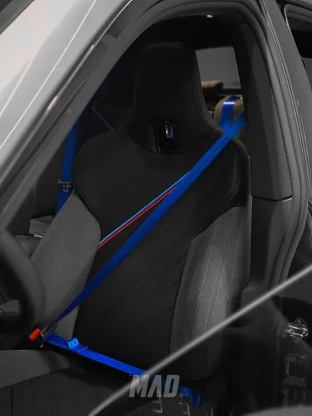 BMW iX 안전벨트 색상 교체 가격 비용 대비 실속있는 튜닝 / 부산 기장경기 광주시 문형동