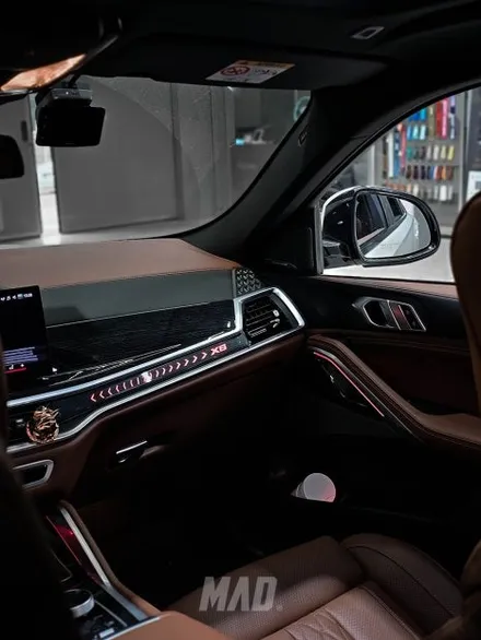 [서울.용인 | 자동차 실내 튜닝 전문점] BMW X6 실내 커스텀 도색 핸들, 대시보드 상하부, 도어트림, 센터콘솔 등 / 부산 기장경기 광주시 문형동