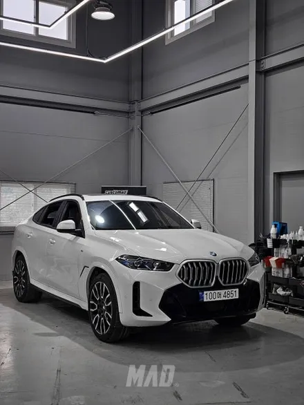 [서울.용인 | 자동차 실내 튜닝 전문점] BMW X6 실내 커스텀 도색 핸들, 대시보드 상하부, 도어트림, 센터콘솔 등 / 부산 기장경기 광주시 문형동