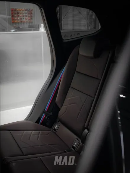 [분당.경기 광주 | 자동차 실내 커스텀 전문점] BMW X1 M35i M퍼포먼스 컬러 안전벨트 교체 튜닝! 출고 후 옵션 추가하기 / 부산 기장경기 광주시 문형동