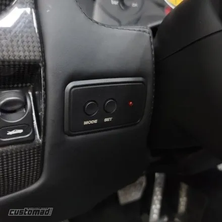페라리 F430 실내복원기 [Ferrari F430 복원시공 _커스텀매드] #가죽복원 #시트복원 #끈적임복원 #핸들복원 / 부산 기장경기 광주시 문형동