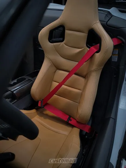 R8을 R8해보자 [아우디 R8 gt spyder 실내복원&컬러안전벨트 시공 _커스텀매드] / 부산 기장