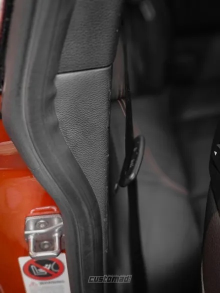 차쟁이들이 차를 아껴타는 방법 [BMW E82 1M 실내복원 시공 _ 부산 자동차 가죽복원 전문점] / 부산 기장