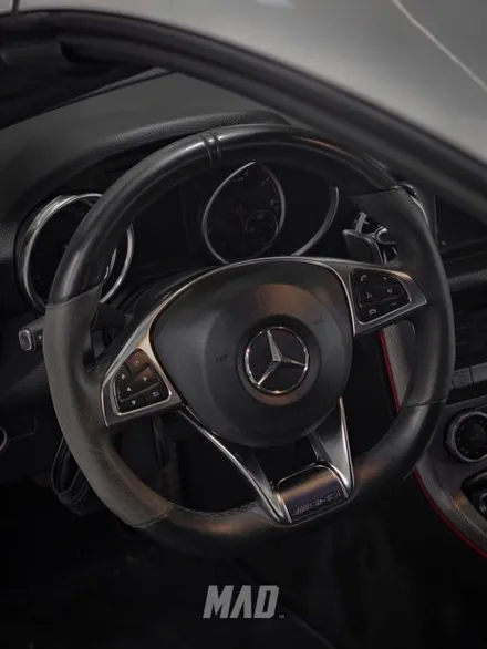 지금이 바로 튜닝할 타이밍 [벤츠 SLC 43 AMG 퍼포먼스 레드 컬러 안전벨트 교체 _ 커스텀매드 서울.경기 수도권] / 부산 기장경기 광주시 문형동