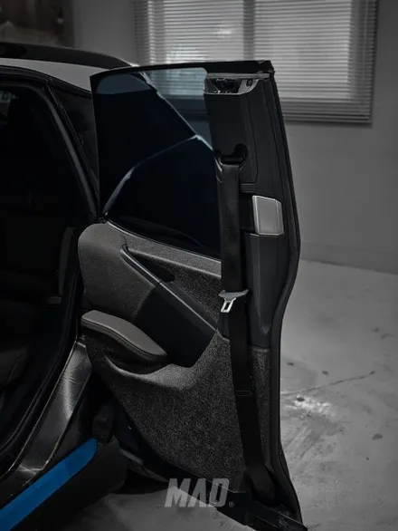 [서울.경기 | 자동차 실내 튜닝 전문점] BMW i3 롱비치 블루 컬러 안전벨트 교체 시공! 전기차에 딱이네? / 부산 기장경기 광주시 문형동