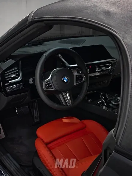 [서울.용인 | 자동차 실내 튜닝 전문점] BMW G29 Z4 마그마 레드 컬러 커스텀 도색 교체 염색 / 부산 기장경기 광주시 문형동
