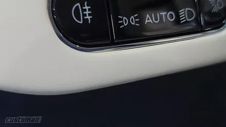 예민하고도 예민한 벤틀리 가죽 복원시공 [Bentley Continental GT _커스텀매드] #실내복원 #시트복원 #핸들복원 / 부산 기장경기 광주시 문형동