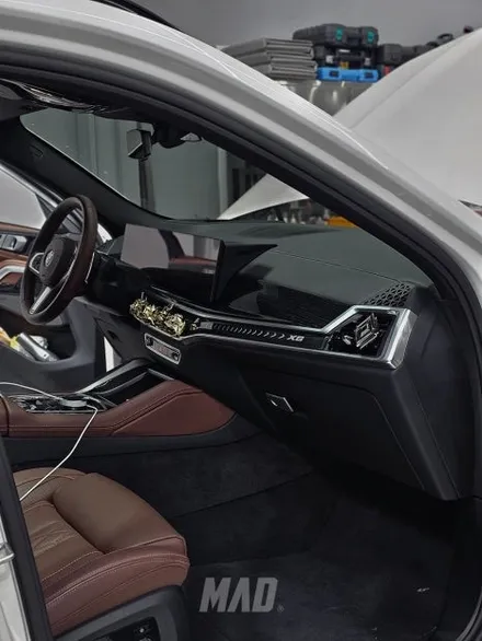 [서울.용인 | 자동차 실내 튜닝 전문점] BMW X6 실내 커스텀 도색 핸들, 대시보드 상하부, 도어트림, 센터콘솔 등 / 부산 기장경기 광주시 문형동
