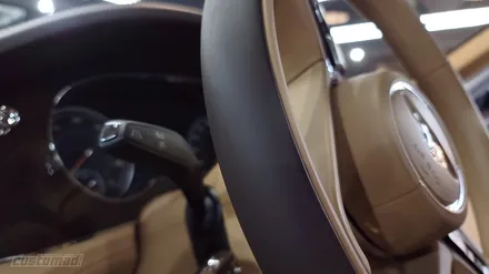 벤틀리 벤테이가 핸들가죽에 생긴 스크래치 [Bentley Bentayga 핸들복원 _커스텀매드] #가죽복원 #시트복원 #실내복원 #핸들까짐 / 부산 기장경기 광주시 문형동