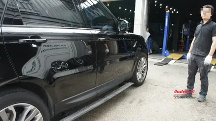 완벽한 블랙 바디를 위한 대형 SUV 강자 레인지로버스포츠 블랙유광 휠도색. / 용인 처인구