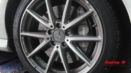 벤츠 A45 AMG 휠 상처 수리 후 블랙유광 휠도색 + 레드 AMG 캘리퍼도색. / 용인 처인구