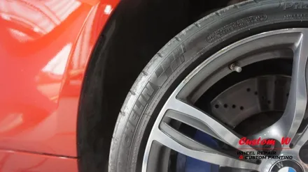 달리기 머신 BMW M5 F10 차량의 20인치 1개의 휠 다이아몬드컷팅 휠수리. / 용인 처인구