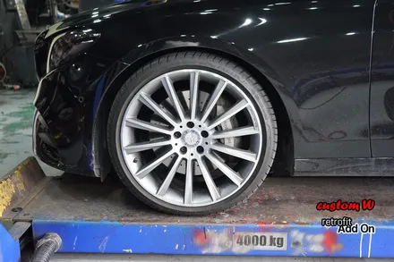 W213 벤츠 E300 블랙유광 휠도색 + AMG 레드 캘리퍼도색. / 용인 처인구
