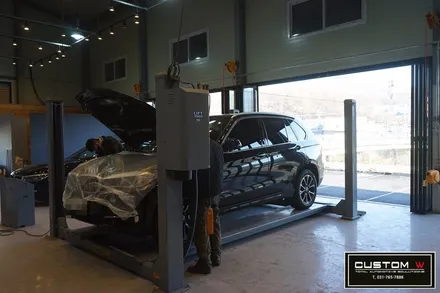 BMW X5 30D 블랙 유광 휠도색 + 레드 캘리퍼도색. / 용인 처인구