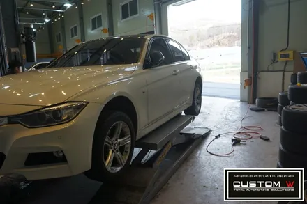 BMW 320D 블랙유광 휠도색, 레드 캘리퍼도색. / 용인 처인구