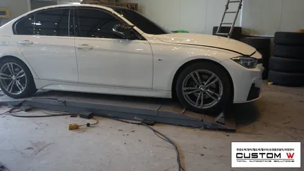 BMW F30 320i 휠수리 후 블랙유광 휠도색, 심각한 부식의 브레이크 캘리퍼 레드 캘리퍼도색. / 용인 처인구