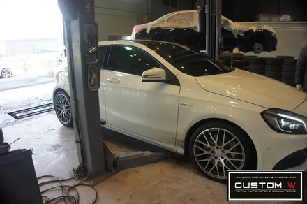 벤츠 A45 AMG 블랙유광 휠도색 , 레드 캘리퍼 도색. / 용인 처인구