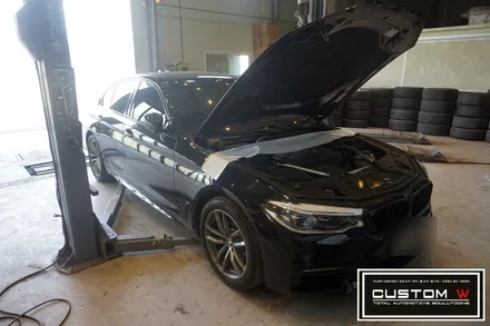 BMW G30 520D 662M 휠 블랙유광 휠도색, 레드 캘리퍼도색 / 분당 용인 수입차 BMW 휠도색,캘리퍼도색 커스텀W / 용인 처인구