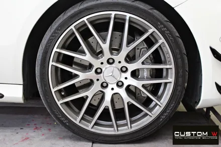 벤츠 A45 AMG 무광 블랙실버 투톤 휠 + 골드 캘리퍼 도색 / 용인 처인구
