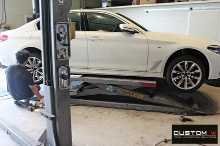 BMW G30 M540i 664M 블랙유광 휠도색 / 용인 처인구