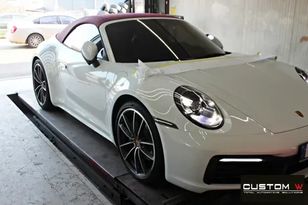 포르쉐 911 신형 카레라 4S (992) 카브리올레 블랙유광 휠도색 + 레드 캘리퍼 도색 / 용인 처인구