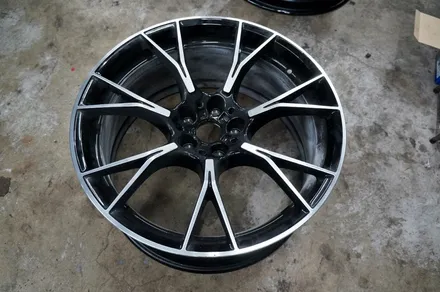 BMW F90 M5 블랙유광 휠도색 휠수리 / 용인 처인구