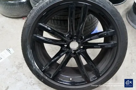 BMW 550d 휠수리 후 블랙유광 휠도색 / 용인 처인구