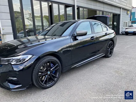 BMW G20 330e 휠수리 후 블랙유광 휠도색 / 용인 처인구