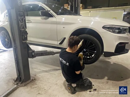 BMW G30 540i 664M 박리 후 블랙유광 휠도색 / 용인 처인구