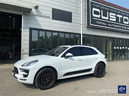 포르쉐 마칸 GTS 휠수리 후 젯블랙 휠도색 / 용인 처인구