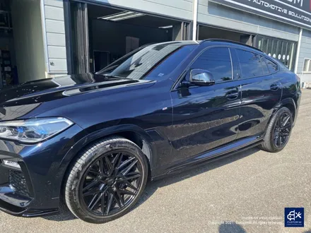 BMW G06 X6 M50i 휠수리 후 블랙유광 휠도색 + 레드 캘리퍼 도색 / 용인 처인구