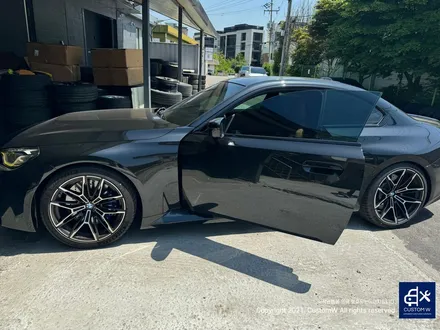 BMW G87 M2 930M 블랙 유광 휠도색 + 레드 캘리퍼 도색 커스텀W에 자주 입고되는 포켓 머신~~! / 용인 처인구