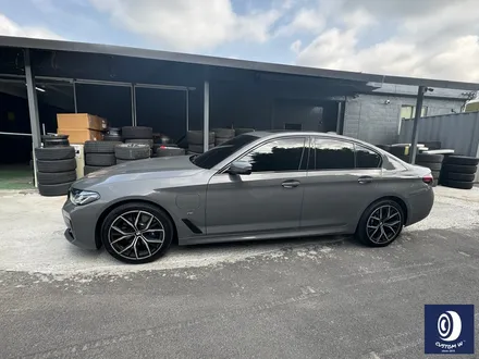 BMW G30 530E 19인치 845M 휠 상처 수리 후, 블랙 유광 도색 / 용인 처인구