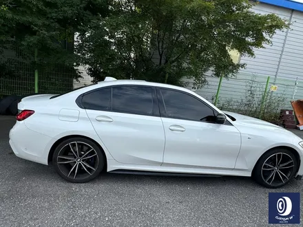 BMW G20 330i 791M 휠 상처 수리 후, 블랙 유광 휠도색 (feat. 공기압 센서 / TPMS 밸브 부식 나사선 손상 / 신품 에어 밸브 교체) / 용인 처인구