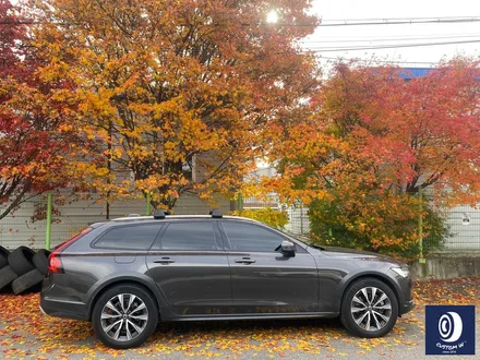 볼보 V90 CC (크로스 컨트리) 휠 상처 수리 후, 블랙 유광 휠도색_ / 용인 처인구