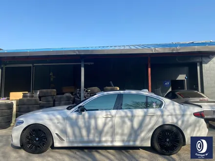 BMW 530i 664M 휠 상처 수리 후, 블랙유광 휠 복원 도색 / 재방문 / 용인 처인구