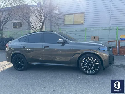 BMW X6 40i 기존 고객 재 방문 / 신차 출고 작업 (1월에 방문하셨던 고객분의 차량 재입고 / 915M 하이그로시 블랙 (검정유광) 휠 도색 / 용인 처인구
