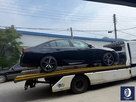 신차 출고 작업 / 미등록 차량 BMW G60 530i 하이그로시 블랙 (검정유광)  휠도색 + 레드 캘리퍼 도색 (feat. 늘 하던 대로~! 입출고 과정 공유) / 용인 처인구