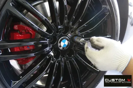 자주 입고 되는 BMW G30 530i 664M 휠 하이그로시 블랙 검정 유광 휠도색.커스텀W / 용인 처인구