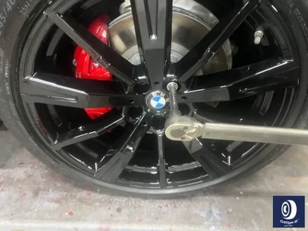 신차 출고 작업 / 미등록 차량 BMW G60 530i 하이그로시 블랙 (검정유광)  휠도색 + 레드 캘리퍼 도색 (feat. 늘 하던 대로~! 입출고 과정 공유) / 용인 처인구