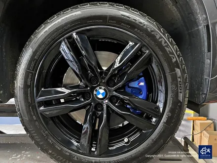 BMW X1 20i 블랙유광 휠도색 + 블루 캘리퍼 도색 / 용인 처인구
